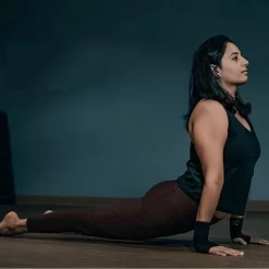 Body Helix Full Wrist Compression Sleeve -Professional Fitness Equipment Store BodyHelixFullWristCompressionSleeveExercise2