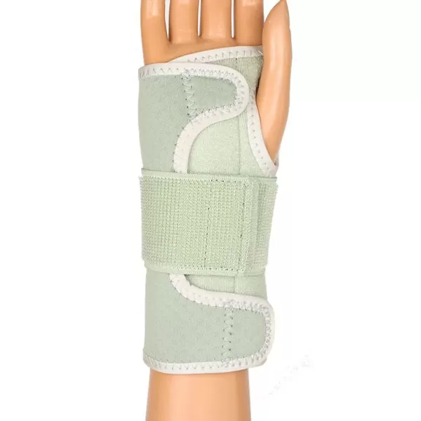 CleanPrene Sustainable Wrist Splint 2 CleanPrene Sustainable Wrist Splint - Image 2