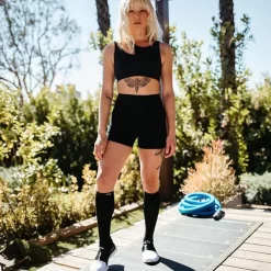 Lasso Performance Compression Socks - Over The Calf Sock -Professional Fitness Equipment Store LassoPerformanceCompressionSocks BlackOverTheCalfSockDetails3