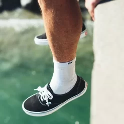 Lasso Performance Compression Socks - Crew 22 Lasso Performance Compression Socks - Crew -Professional Fitness Equipment Store LassoPerformanceCompressionSocks WhiteCrewDetails2